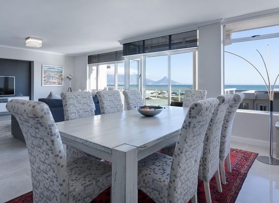 used Dining table for sale in abu dhabi