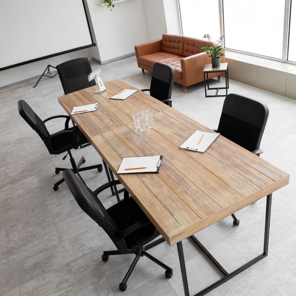 used office tables for sale in abu dhabi